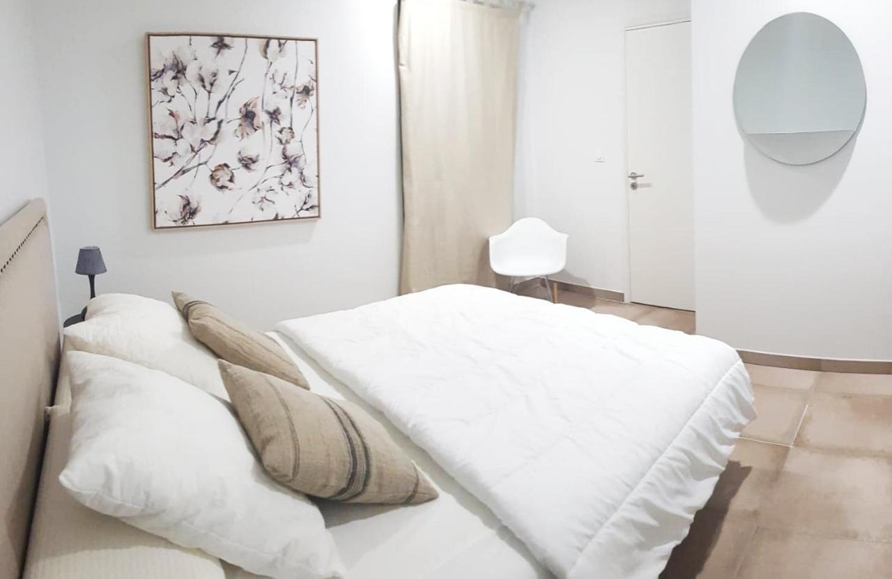 Le Nid Discret Avec Balcon Et Parking Prive Gratuit Lejlighed Sarlat-la-Canéda Eksteriør billede