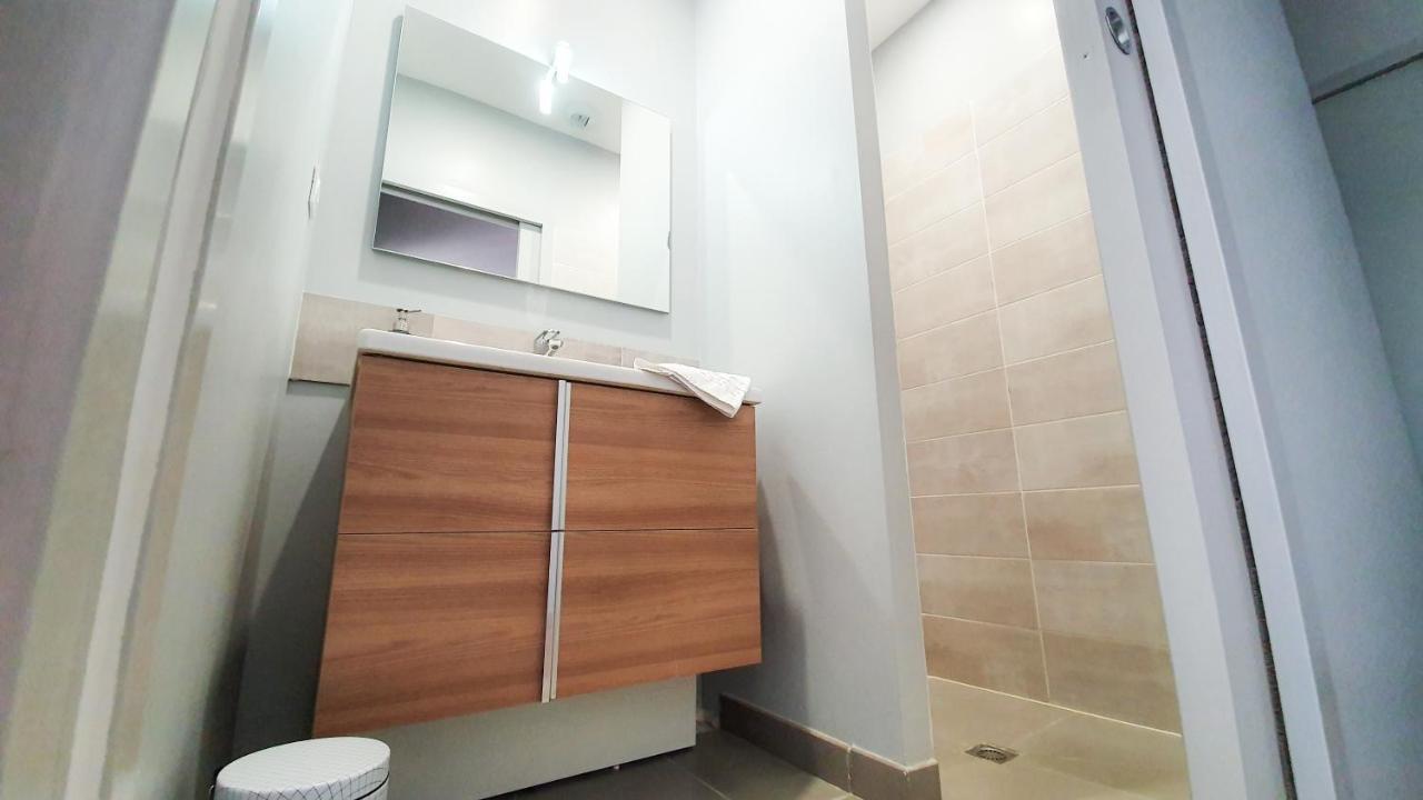 Le Nid Discret Avec Balcon Et Parking Prive Gratuit Lejlighed Sarlat-la-Canéda Eksteriør billede